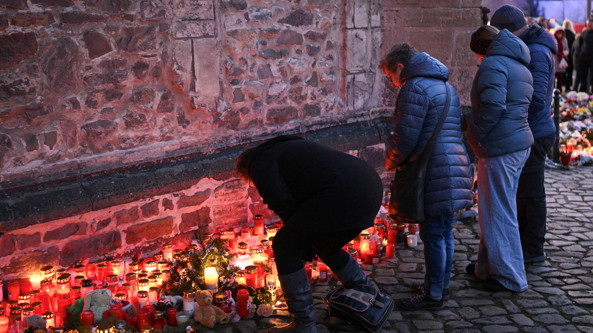 Γερμανία: Εξετάζονται τα κενά ασφαλείας μετά την επίθεση – Πιέση για αυστηρότερα μέτρα-1