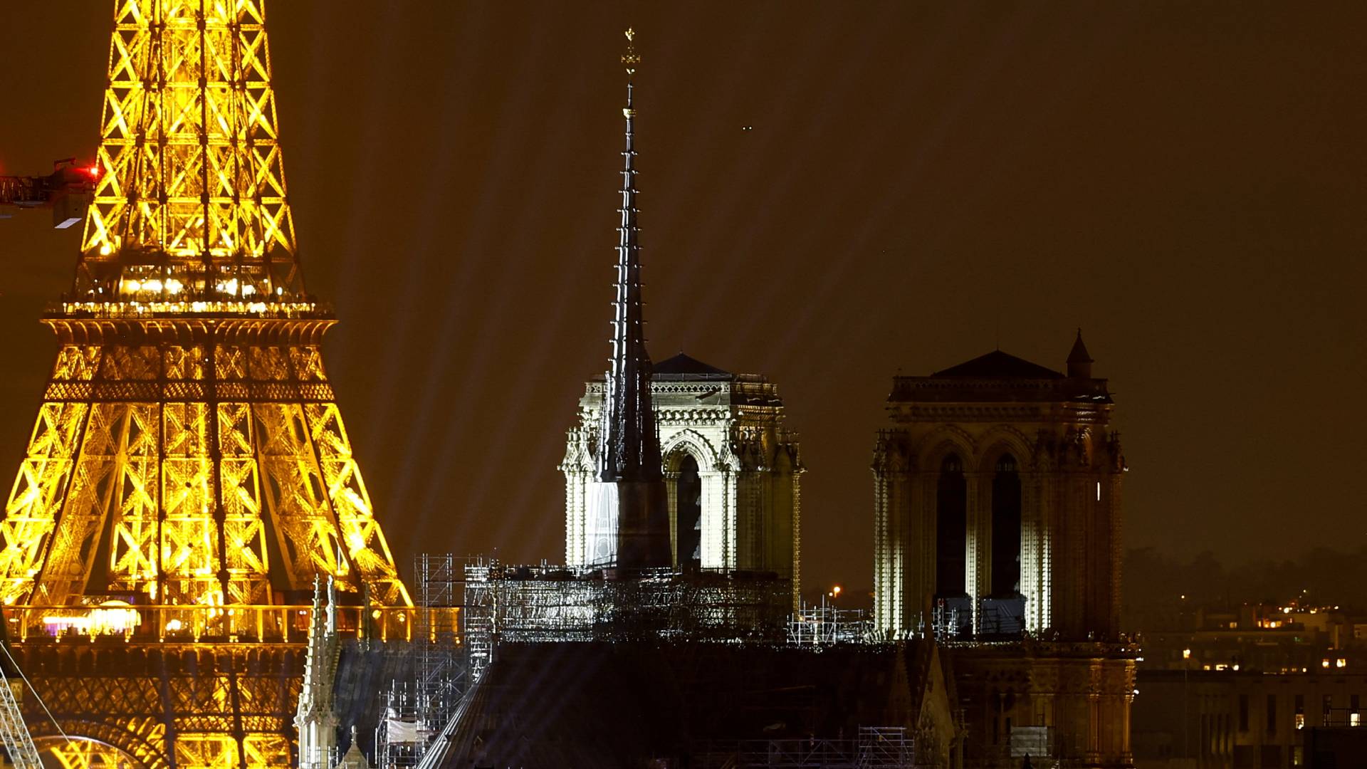 Γαλλία: Τουλάχιστον 40 ηγέτες στο Παρίσι για τα θυρανοίξια της Νοτρ Νταμ-1
