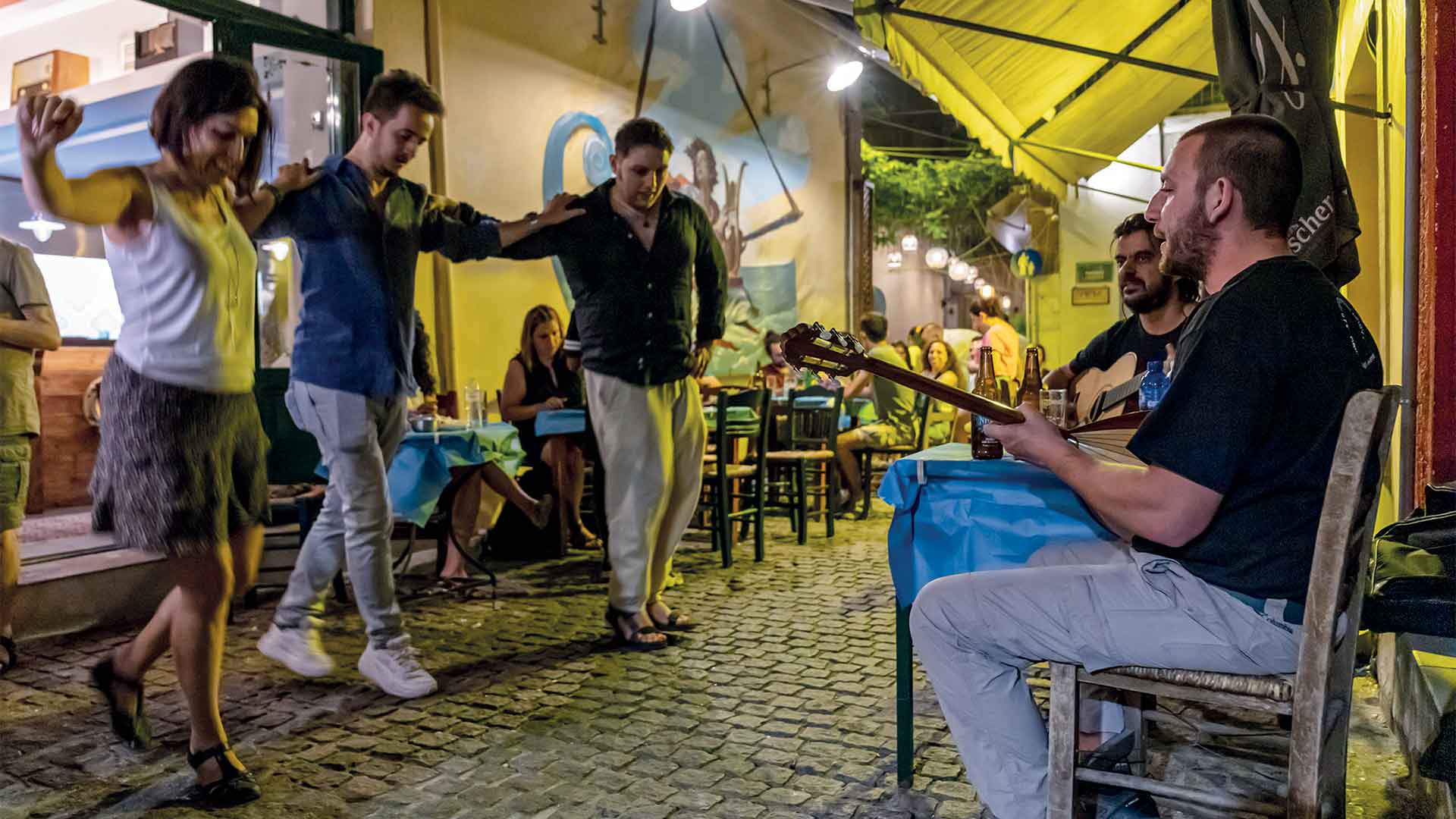 Λέσβος: Η μουσική παράδοση που ενώνει παλιό και νέο-4