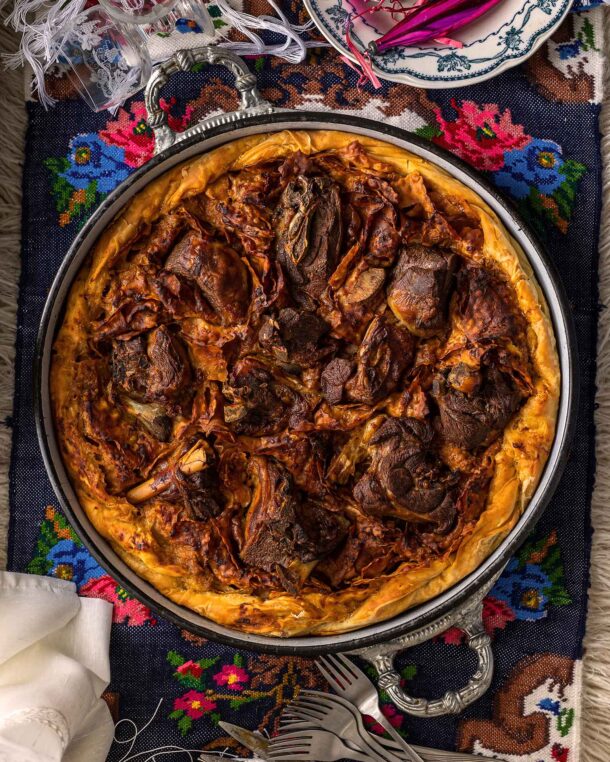 πίτα-κου-κάρνε-πρωτοχρονιάτικη-βλάχ-563396260