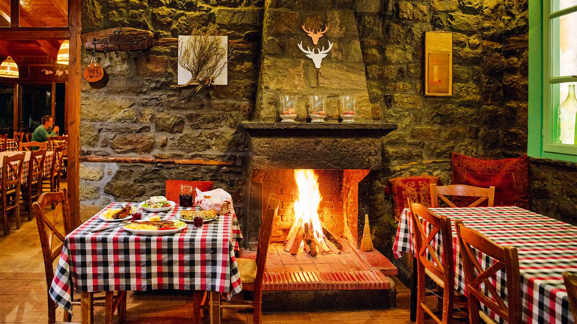 Ανω Χώρα Ναυπακτίας: Ενα χωριό βγαλμένο από άλλη εποχή-5