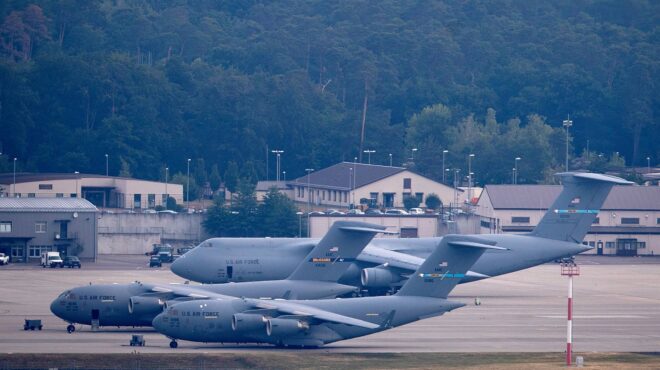 spiegel-ντρόουν-άγνωστης-προέλευσης-πάνω-απ-563372260