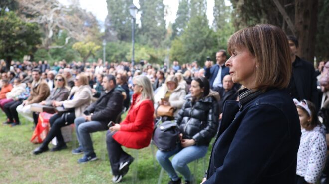 xριστουγεννιάτικη-εκδήλωση-στο-προεδ-563387617