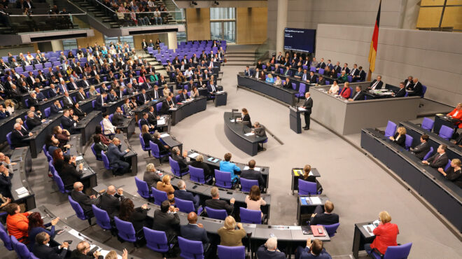 γερμανία-ο-σταϊνμάιερ-διέλυσε-τη-βουλ-563392861