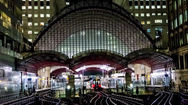 βρετανία-πρώτη-εθνικοποίηση-σιδηροδ-563355868