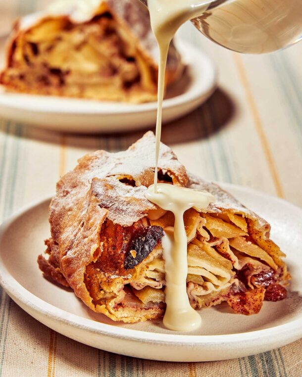 στρούντελ-μήλου-η-ιστορία-του-εθνικού-563362666