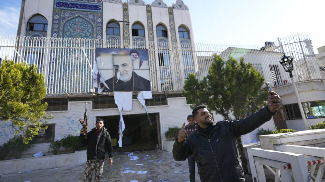 από-την-ανοιξη-στον-γύψο-563374921