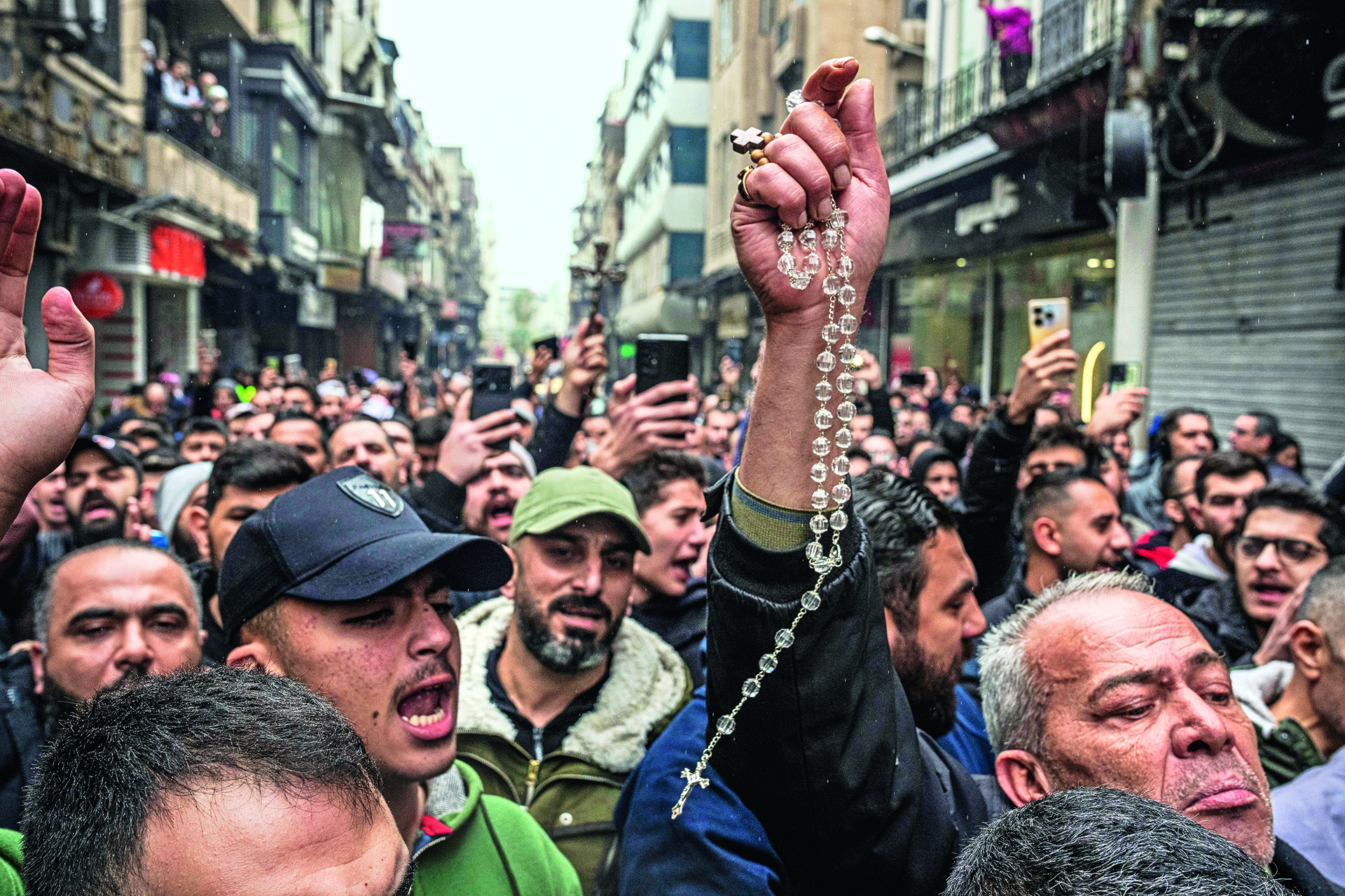 το-παζάρι-της-συρίας-φοβίζει-την-αθήνα-563395477