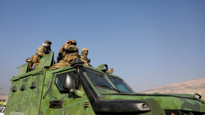 το-ισραήλ-χτύπησε-στρατηγικά-οπλικά-563364109