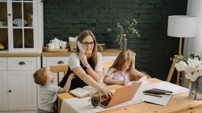 ισορροπία-μεταξύ-επαγγελματικής-και-563358409