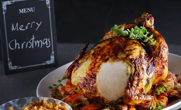 κόκορας-με-ξηρή-άλμη-και-πικάντικο-γλ-563363548