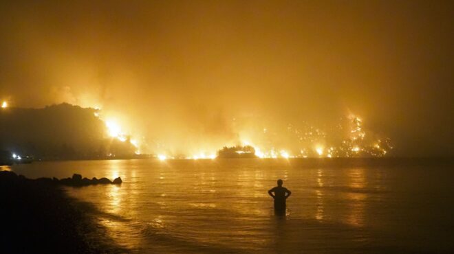 ενας-νεκρός-κάθε-λεπτό-από-την-παγκό-563413954