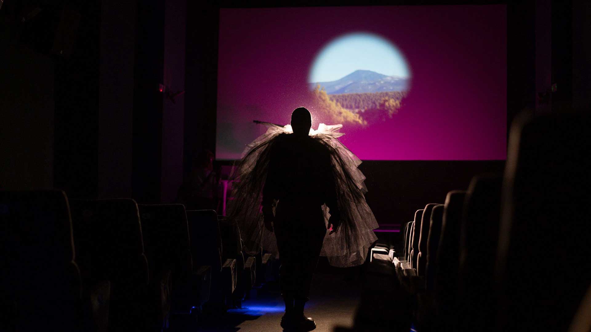 Μεσάνυχτα στην Ακαδημίας, για μία ερωτική εξομολόγηση-2