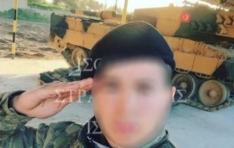 social-media-στον-στρατό-προσοχή-ο-εχθρός-ακούε-563416780