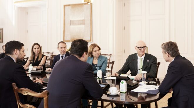 συνάντηση-του-ceo-του-ομίλου-telekom-tim-hottges-με-τον-πρ-563437834