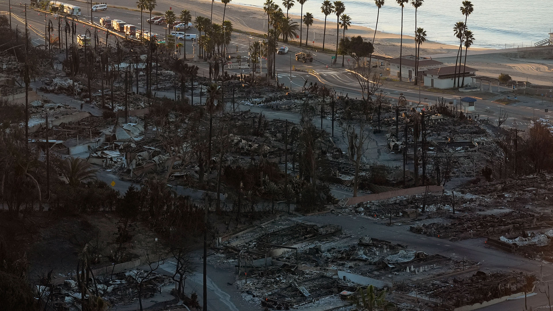 Λος Αντζελες: «Oλα όσα συνδέονται με τις μνήμες μας εξαφανίστηκαν»-9