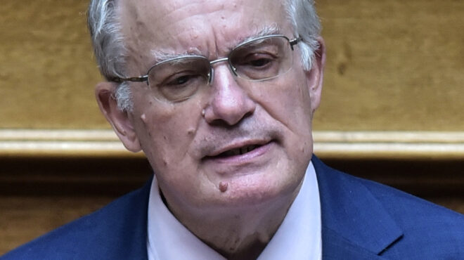 κώστας-τασούλας-κόγχες-563419351