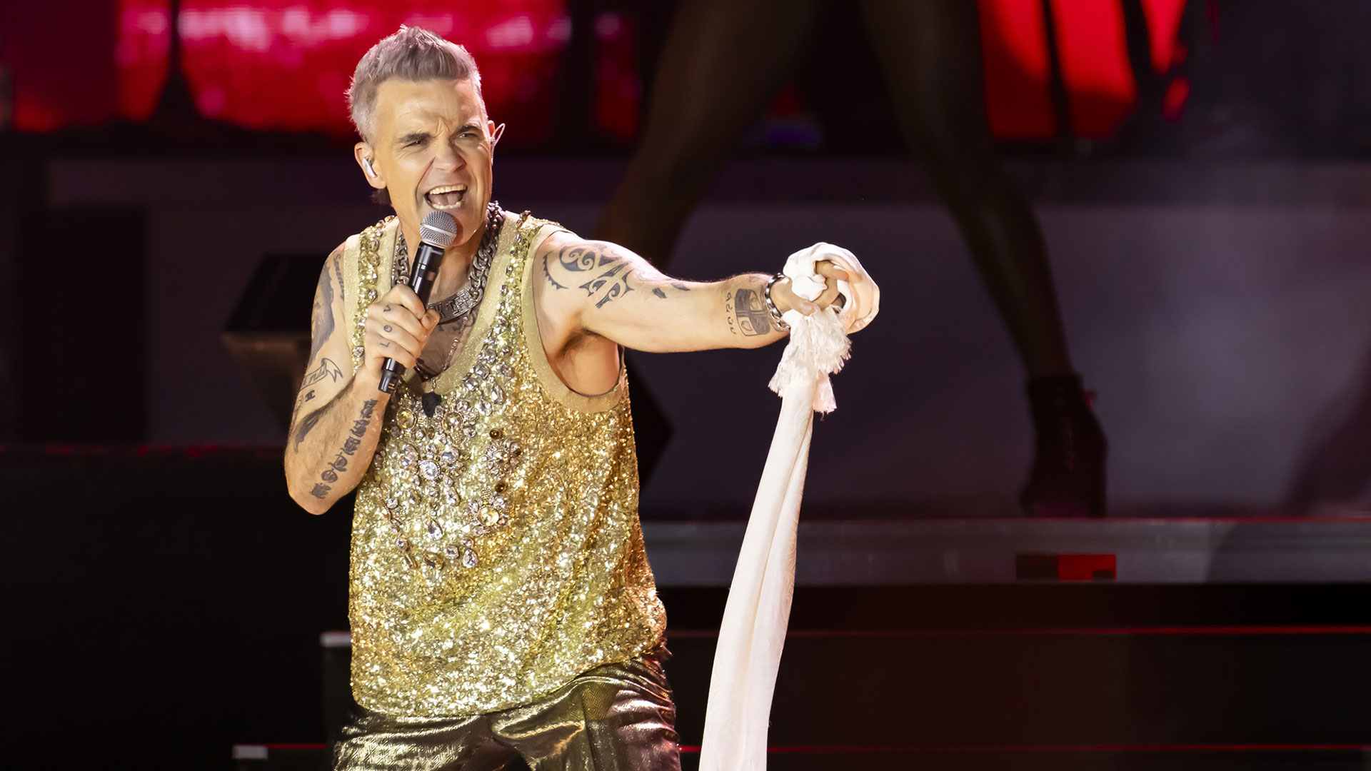 2025: Lady Gaga, Kάιλι Μινόγκ και Green Day-2