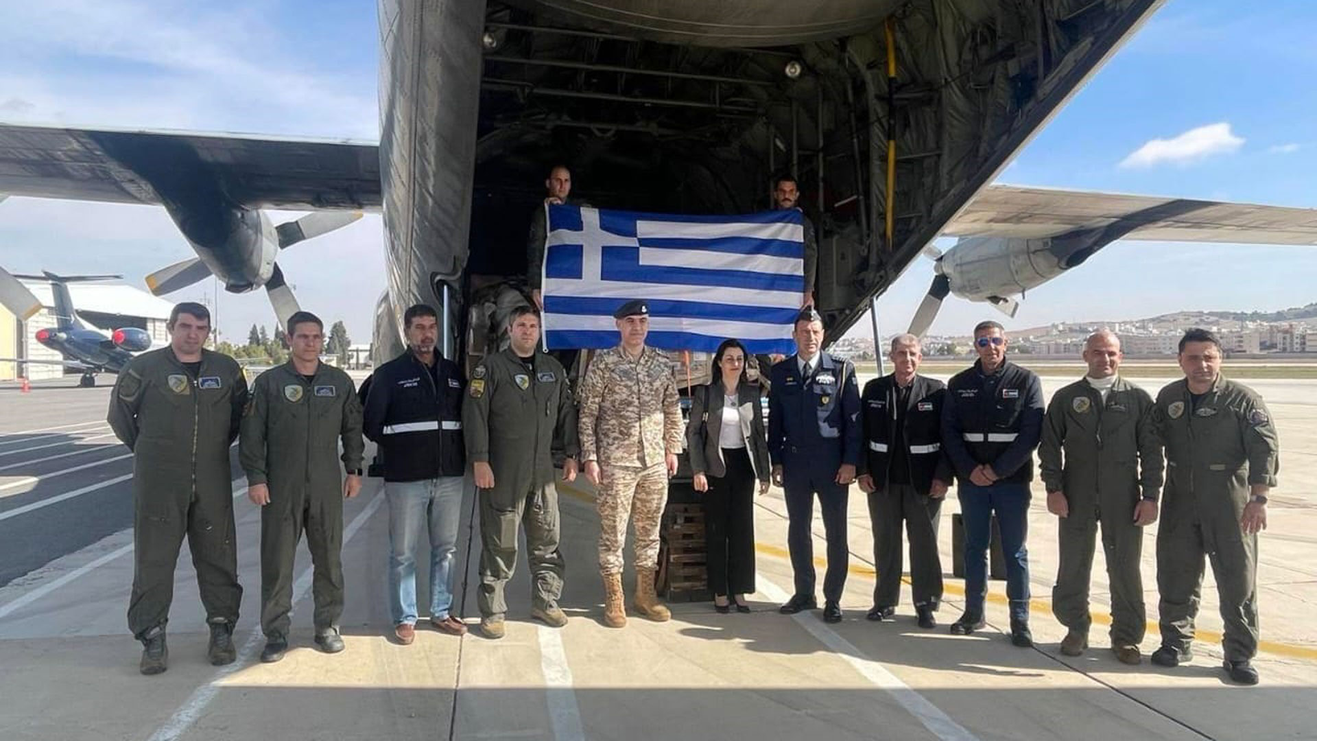 Γάζα: Η Ελλάδα έστειλε έξι τόνους ανθρωπιστικής βοήθειας με C-130-1