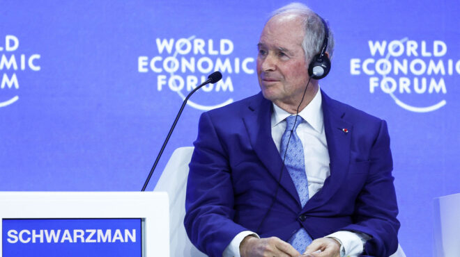 επίμονο-φλερτ-της-wall-street-με-τις-χώρες-του-κό-563433250