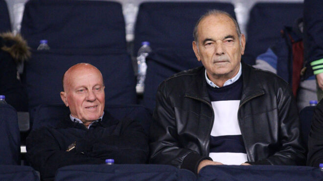 ο-συγκλονιστικός-αποχαιρετισμός-τ-563434117