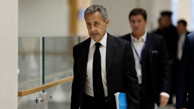 νικολά-σαρκοζί-δεν-θα-βρείτε-καθόλου-λ-563409028