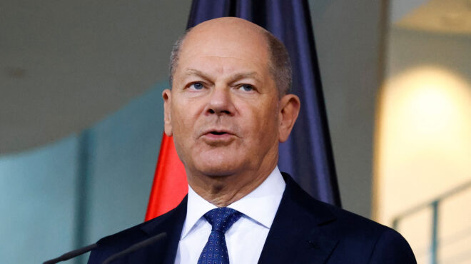 ο-σολτς-διαφωνεί-με-την-πρόταση-τραμπ-γ-563408824