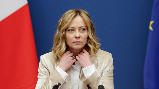 το-δίλημμα-της-τζόρτζια-μελόνι-563431666