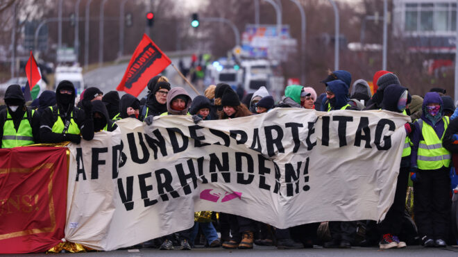 γερμανία-σε-κλοιό-χιλιάδων-διαδηλωτώ-563413132