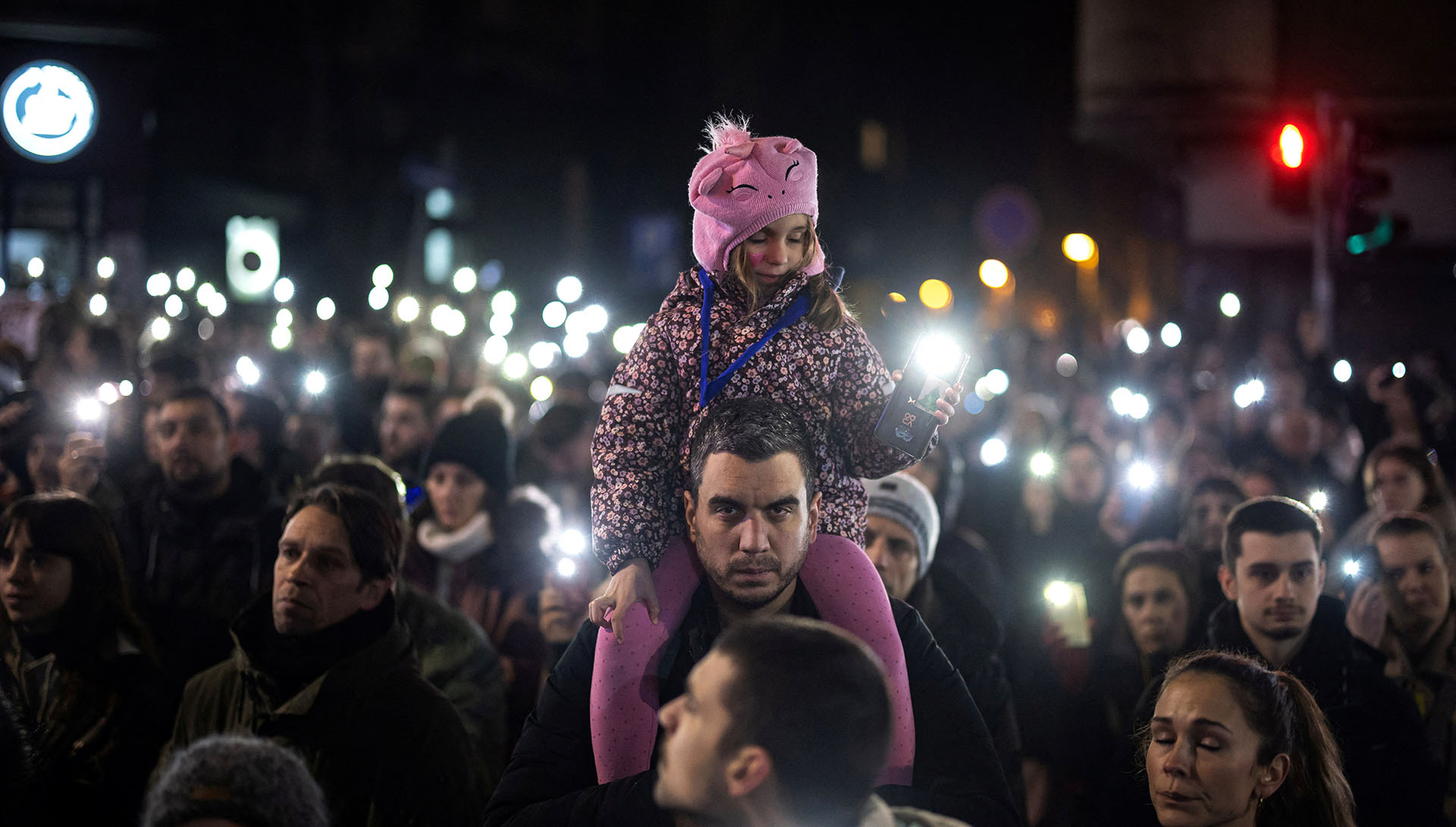 Σερβία: Πώς οι μαζικές διαδηλώσεις έφεραν την παραίτηση του πρωθυπουργού-4