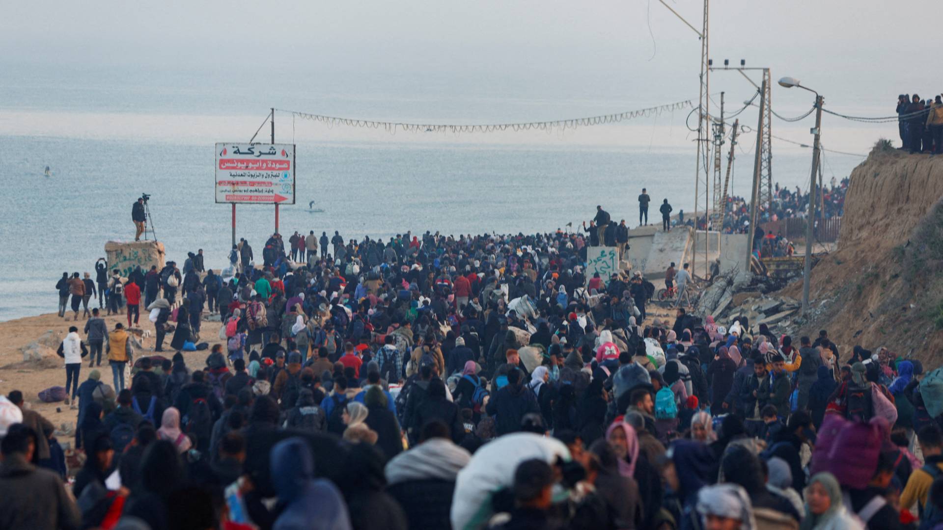 Γάζα: Παλαιστίνιοι εκτοπισμένοι άρχισαν να επιστρέφουν στον Βορρά (εικόνες)-2