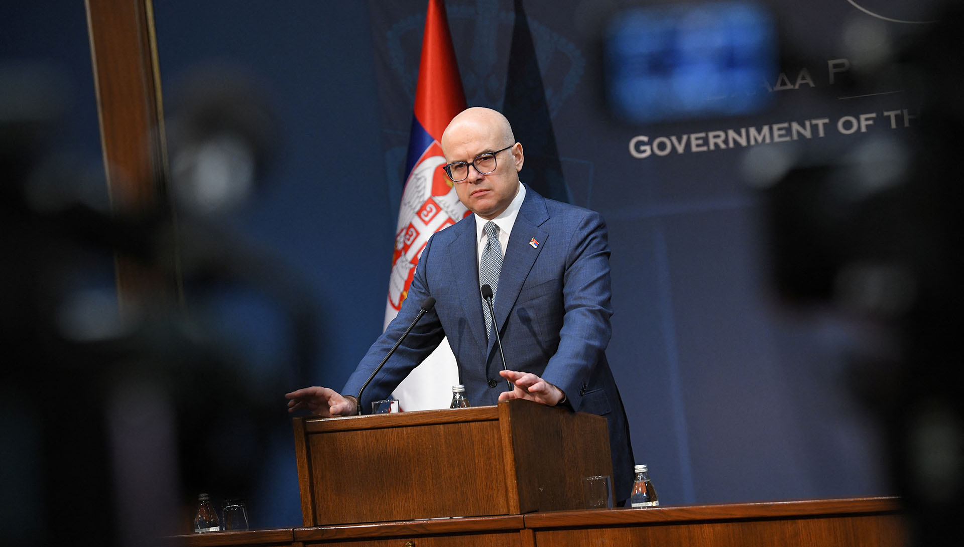 Σερβία: Πώς οι μαζικές διαδηλώσεις έφεραν την παραίτηση του πρωθυπουργού-3