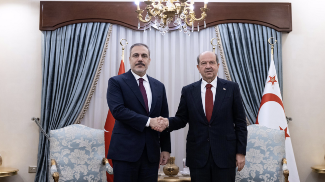 επίσκεψη-φιντάν-στα-κατεχόμενα-μόνη-563406754