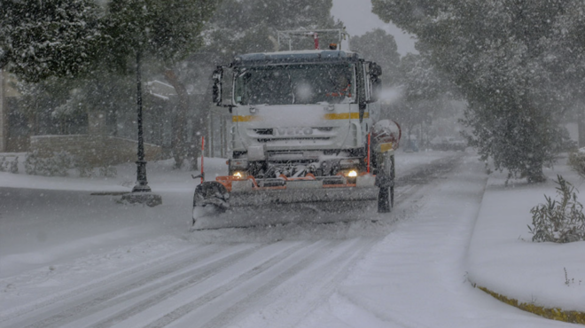 επιχείρηση-απεγκλωβισμού-πέντε-λεωφ-563413951