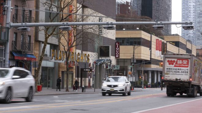 τα-διόδια-μειώνουν-την-κίνηση-στη-νέα-υ-563421001