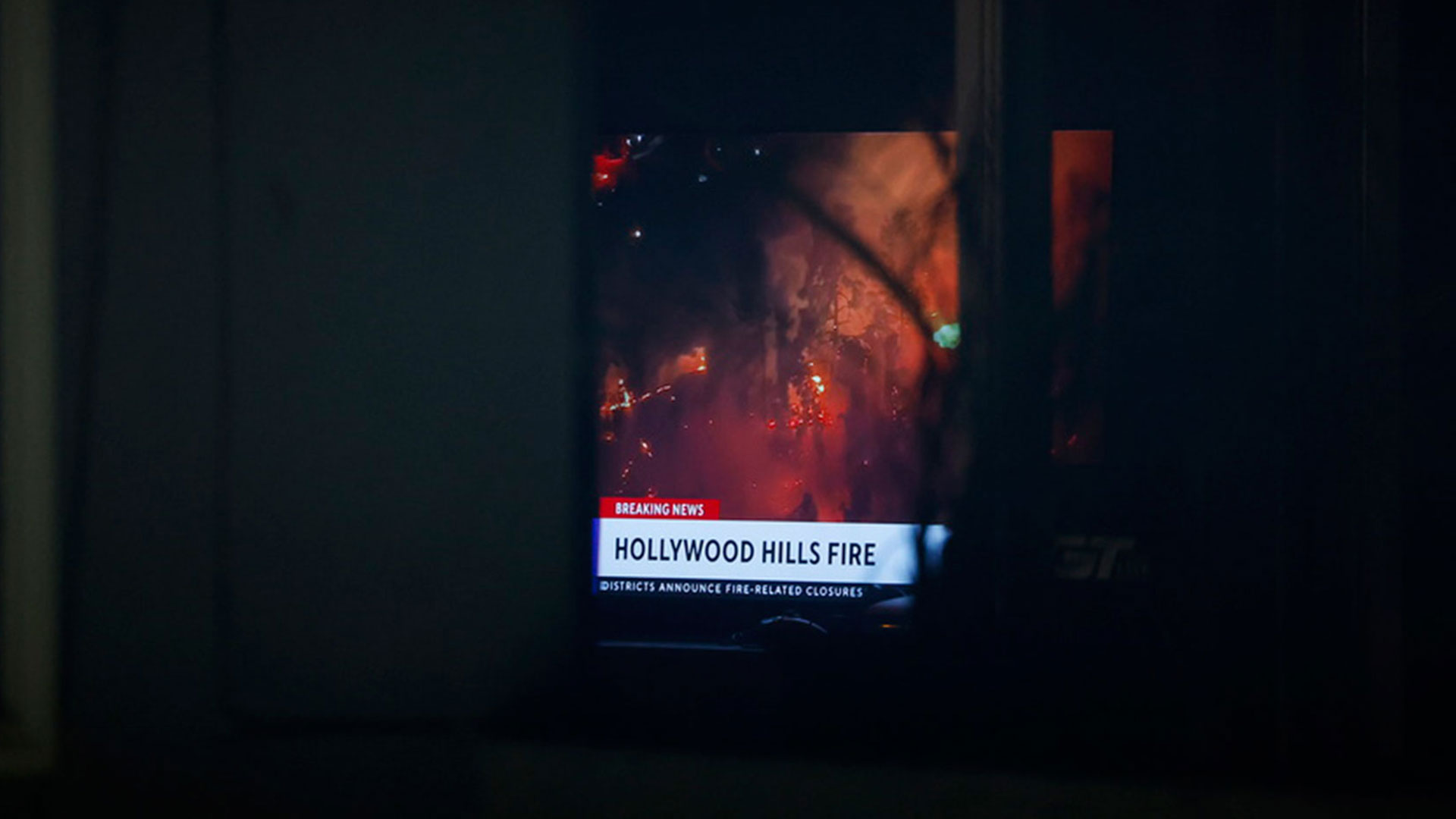 δύο-σεναριογράφοι-του-χόλιγουντ-στην-563422075