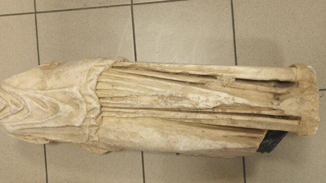 θεσσαλονίκη-σε-σακούλα-απορριμμάτων-563429674