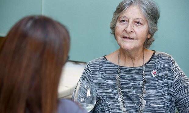 πέθανε-η-ιστορικός-χρύσα-μαλτέζου-563413183