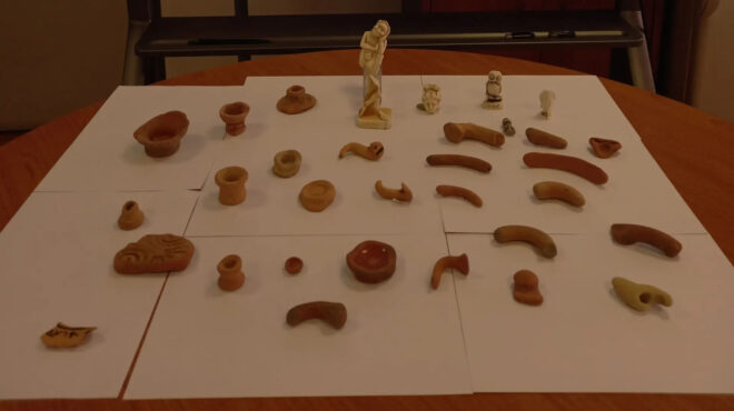 η-μασέρ-που-έγινε-αρχαιοκάπηλος-oι-πω-563445706