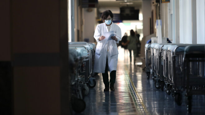 επείγων-έλεγχος-στα-νοσοκομεία-μετά-τ-563420431