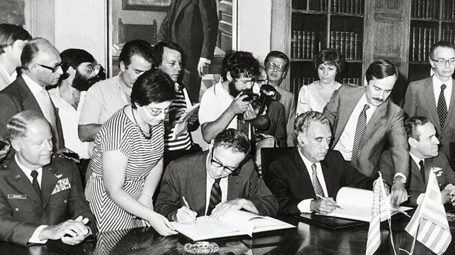 οι-αμερικανικές-βάσεις-παραμένουν-στ-563425024