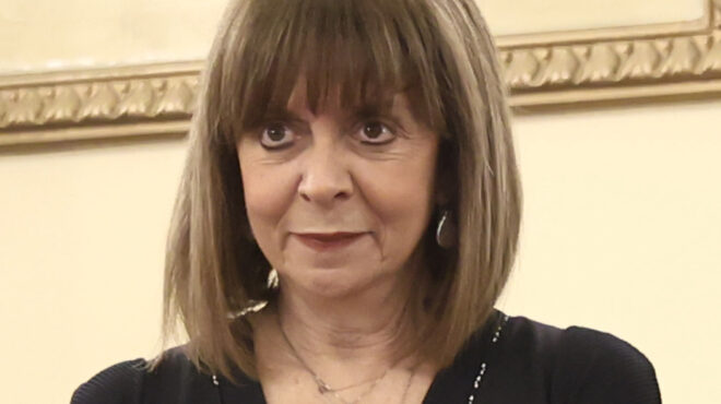 κατερίνα-σακελλαροπούλου-οπισθοφυλ-563421427