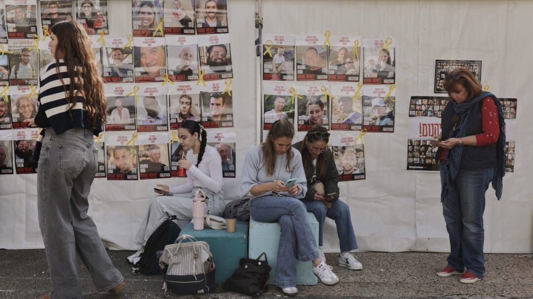 εκεχειρία-αλλά-όχι-ακόμη-ειρήνη-563423869