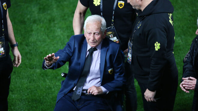 πέθανε-ο-θρύλος-της-αεκ-ανδρέας-σταματ-563431540