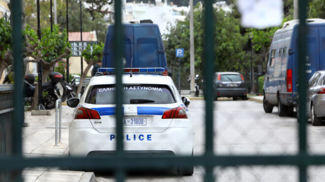 επιδειξίας-στο-περιστέρι-για-την-πέμπ-563439880