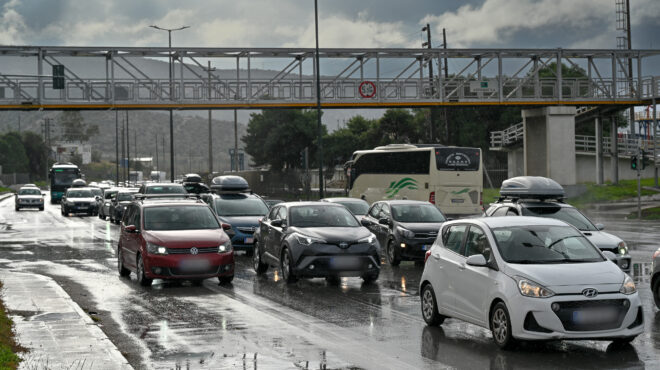 αττική-συμφόρηση-στους-δρόμους-λόγω-τ-563414134