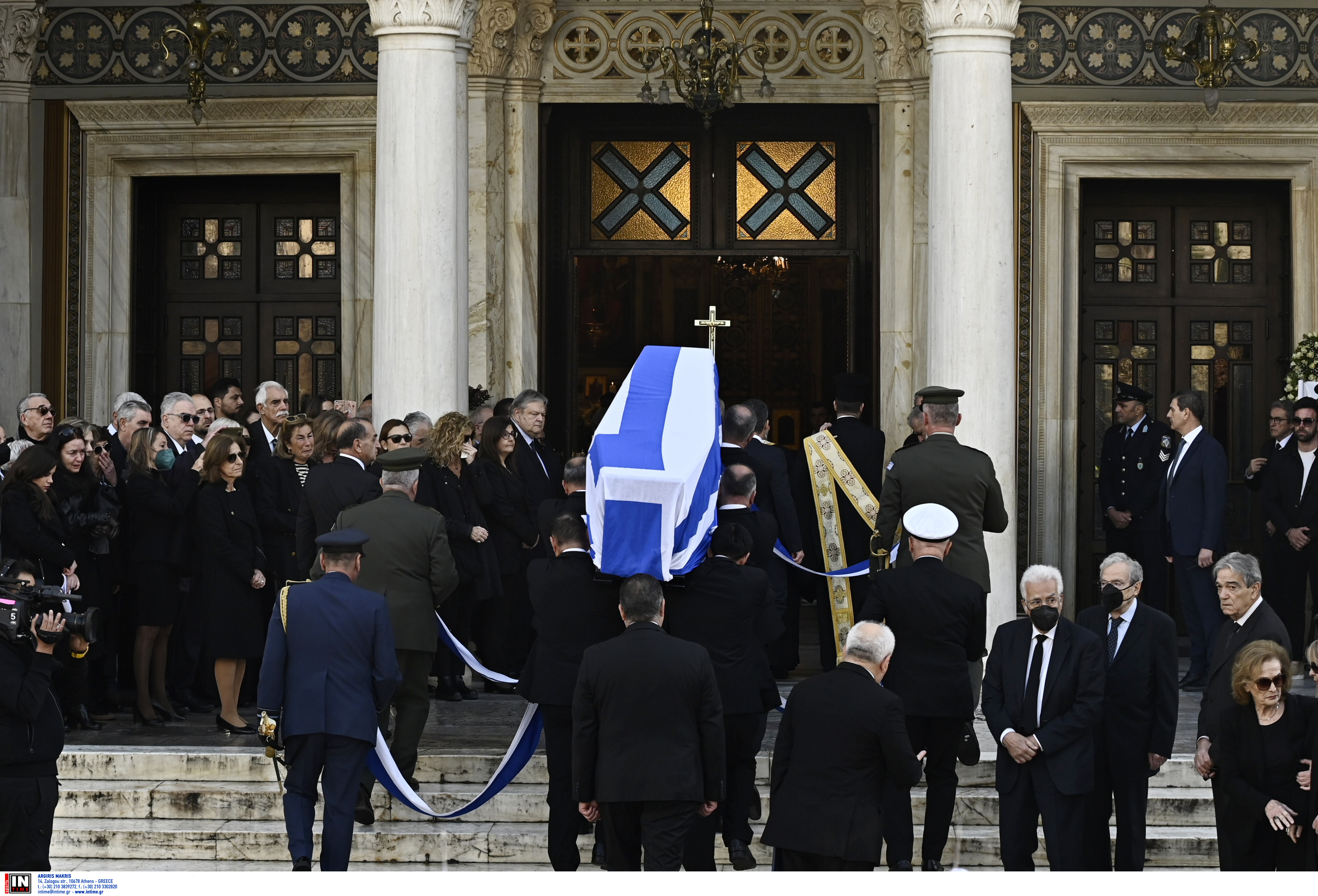 Ο αποχαιρετισμός στον Κώστα Σημίτη-1