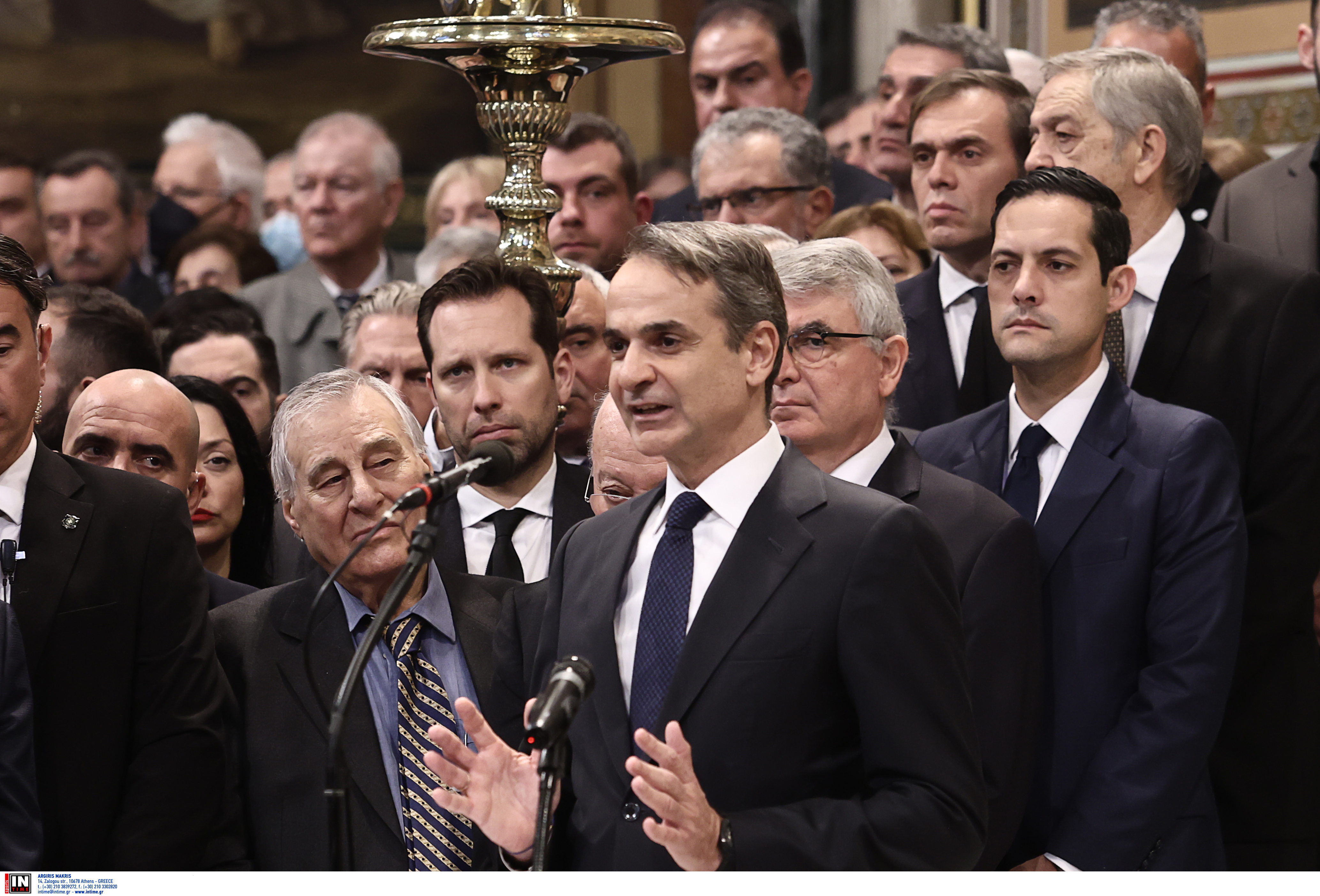 Ο αποχαιρετισμός στον Κώστα Σημίτη-8