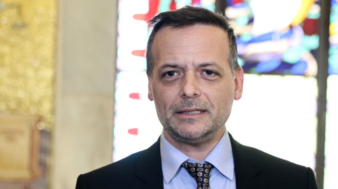 χάρης-δούκας-σημαντική-νίκη-η-ανάκλησ-563418688