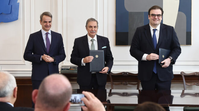 υπεγράφη-η-σύμβαση-για-τα-22-δημόσια-ωνά-563425864